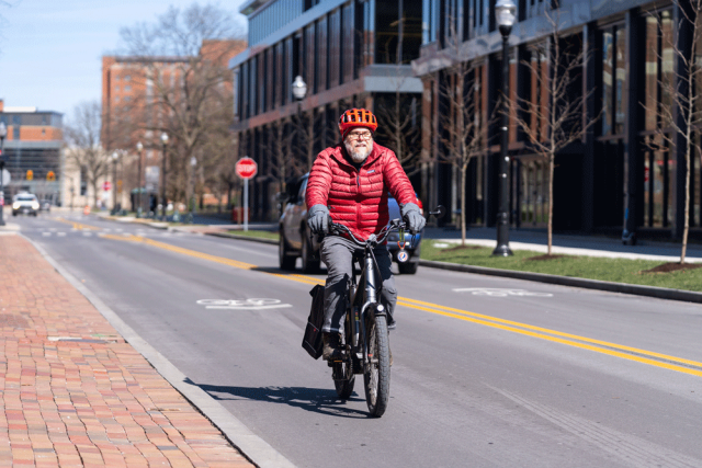 Photo of bicyclist